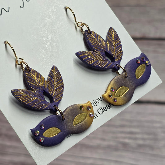 Mardi Gras | Mask & Feathers | Gold