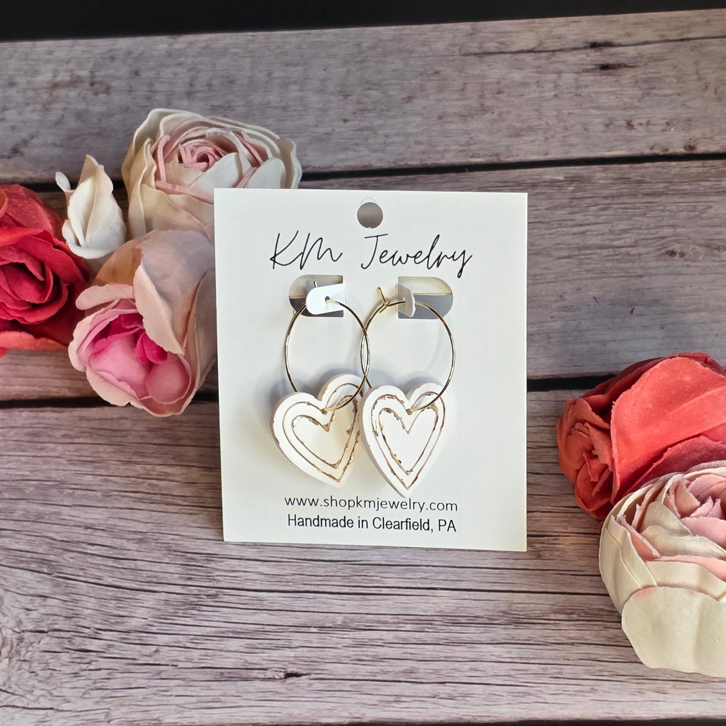 Medium Heart | Vanilla Silk | Hoop |Gold