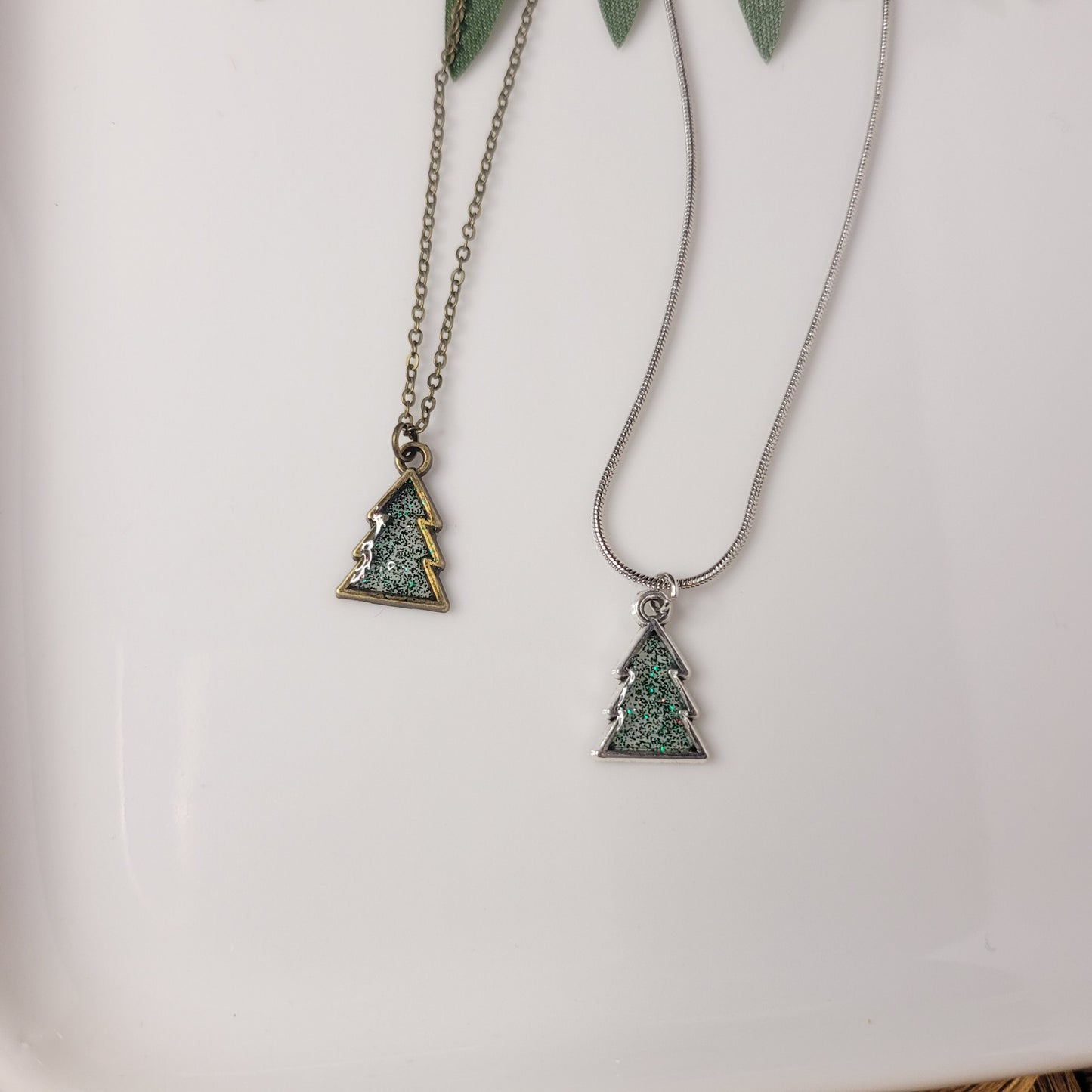 Tree | Necklace | Glitter | Resin
