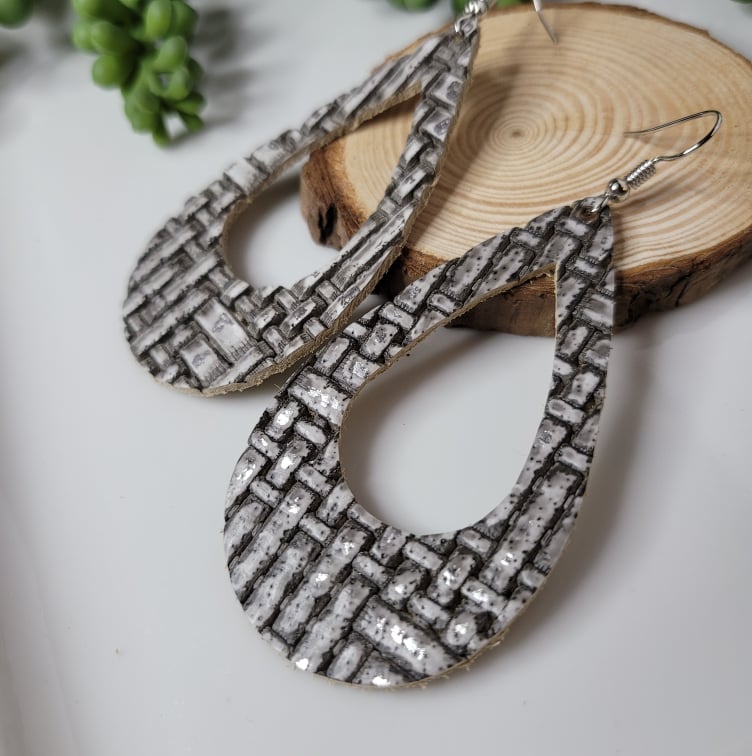 Gray-Silver Basket Weave | Teardrop | Earring | Genuine Leather