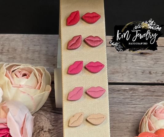 Lippies | Stud | Clay