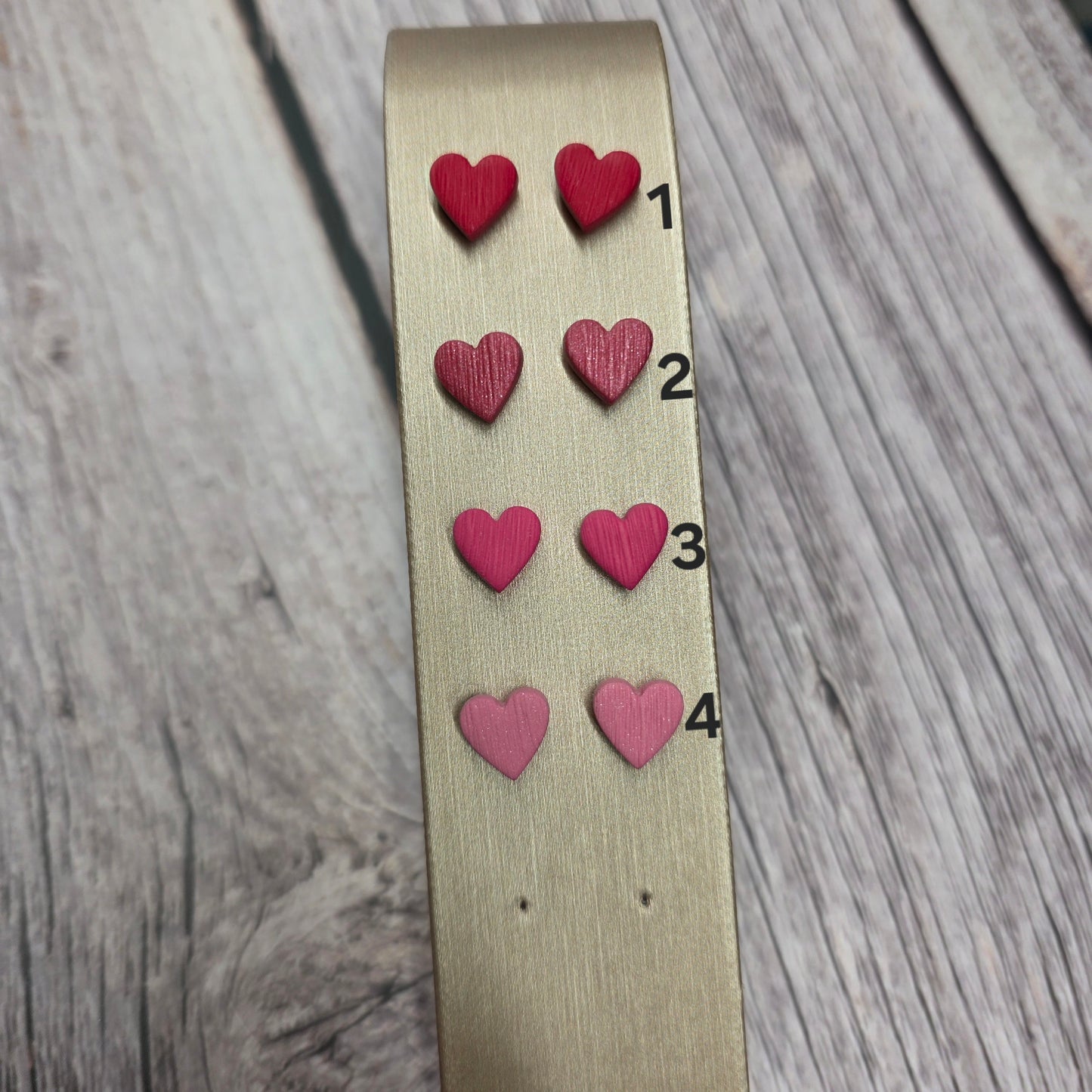 Tiny Hearts | Textured | Stud