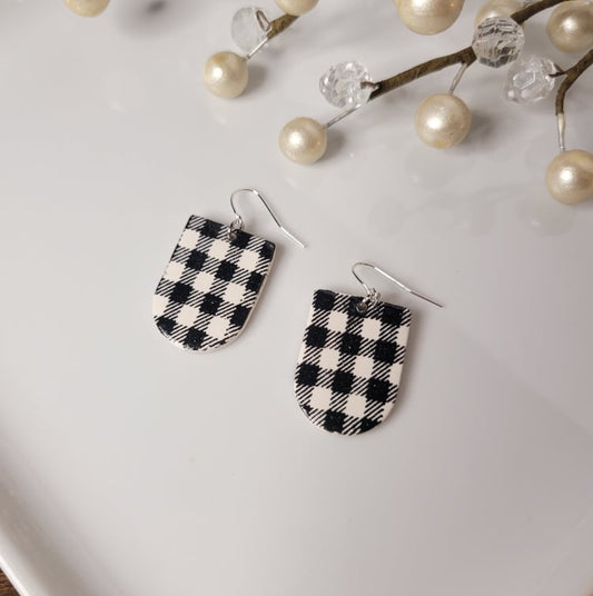 Buffalo Plaid | Black & White | Arch Window | Clay